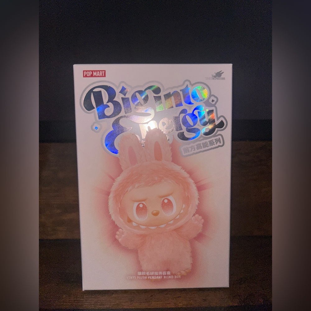 Pop Mart | Happiness - The Monsters Big into Energy Labubu